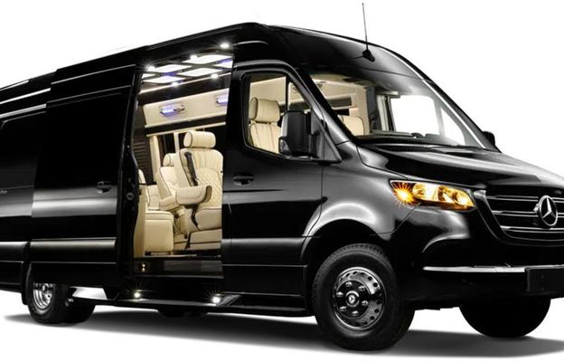 Ultimate Toys Ultimate Coach Class B