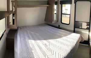 2021 Keystone RV Hideout 29DFSWE RV rental photo 9