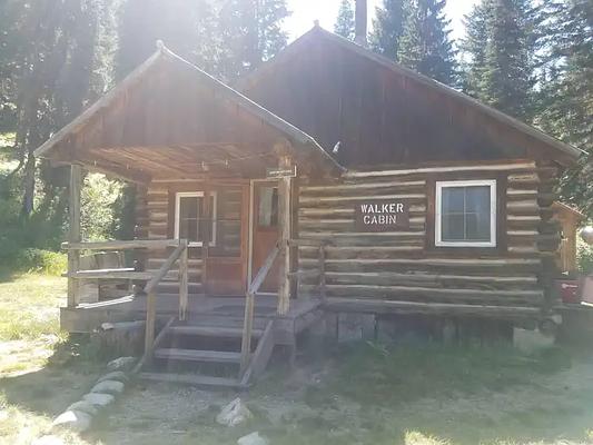 001, Loop: AREA WALKER CABIN