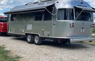 2019 Airstream RV Flying Cloud 25 Twin RV rental photo 3