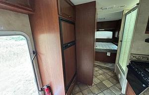 2014 Chateau 28A RV rental photo 32