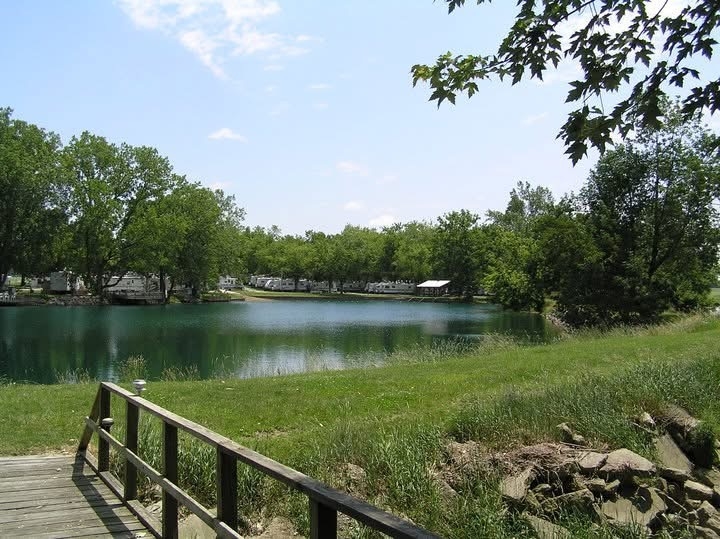 Cottonwood Lakes Campground LLC