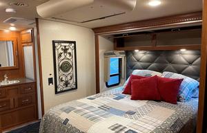 Luxury 2017 Winnebago- 2 FULL Baths/Bunks-Families