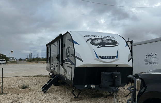 2022 Forest River RV Cherokee Alpha Wolf 28FK-L RV rental photo 1