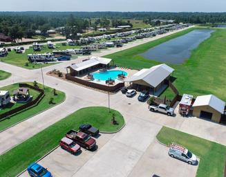ROYAL PALMS RV RESORT