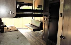 2016 Palomino Puma 22-RB RV rental photo 2