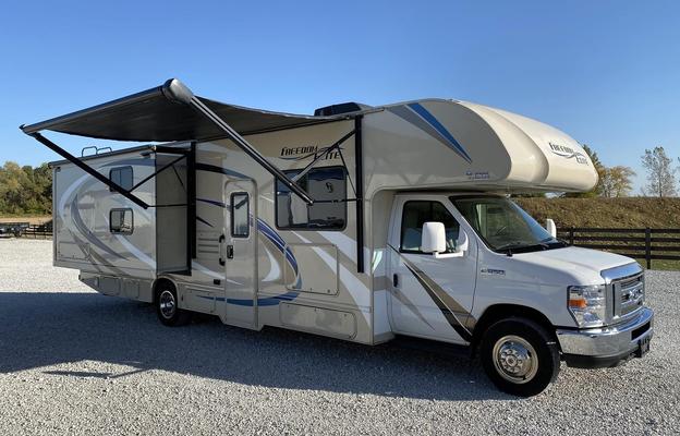 2019 Thor Freedom Elite 30FE from Hoosier RV LLC