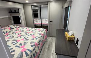 2025 Montana High Country 385 BR