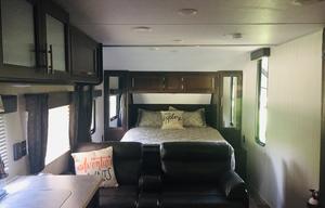 Clean 2019 Bunkhouse, everything included!