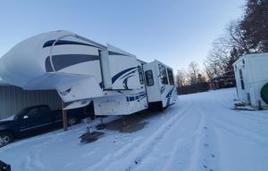 2011 Heartland Cyclone 300C