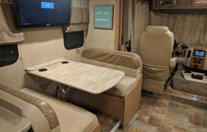 2016 Thor Motor Coach Hurricane 34J