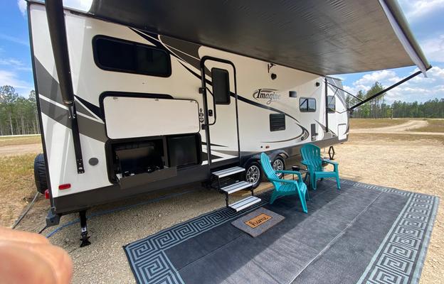 2017 Grand Design Imagine 2800BH RV rental photo 1