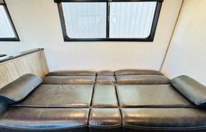 Premium Alpha Wolf Camper Relax, Camp & Unwind