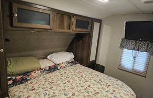 Family & Pet-Friendly Bunkhouse | Delivery Only