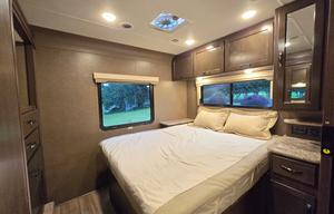 2019 Thor Motor Coach Freedom Elite 30FE Bunkhouse