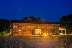Paint Rock Farm (glamping cabins)