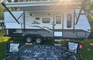 R&R camperrental family & pet adventure