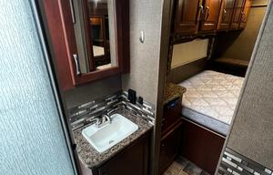 2016 Thor Motor Coach Chateau 31E Bunkhouse