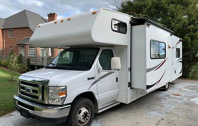 2010 Coachmen RV Freelander 32BH