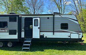The Roomy Roamer