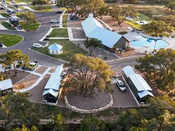 Horseshoe Ridge RV Resort