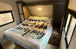 2024 Pioneer • Sleeps 6 • Delivery Available