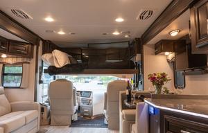 Luxury Home - King Bed, Washer/Dryer (PW17)