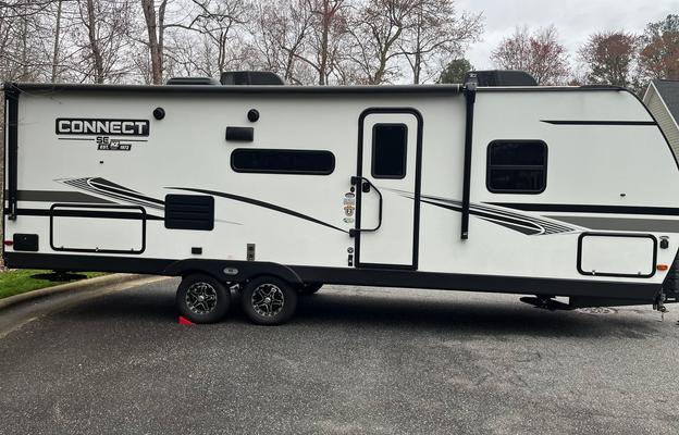 Isaac and Wendy  Camper Rental