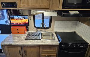 2019 21ft Winnebago with Bunks!