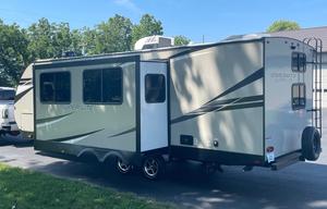 Glamping StarCraft experience
