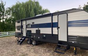 Memory Maker - Delivery & Set Up Offered Sleeps 10
