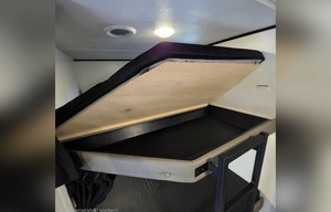 BRAND NEW 2027 Keystone Coleman Light 22BX