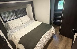 Luxury Camping Experience | Spacious Sabre 36DBB