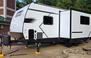 2025 Coleman Light - Perfect Size & Family Layout!