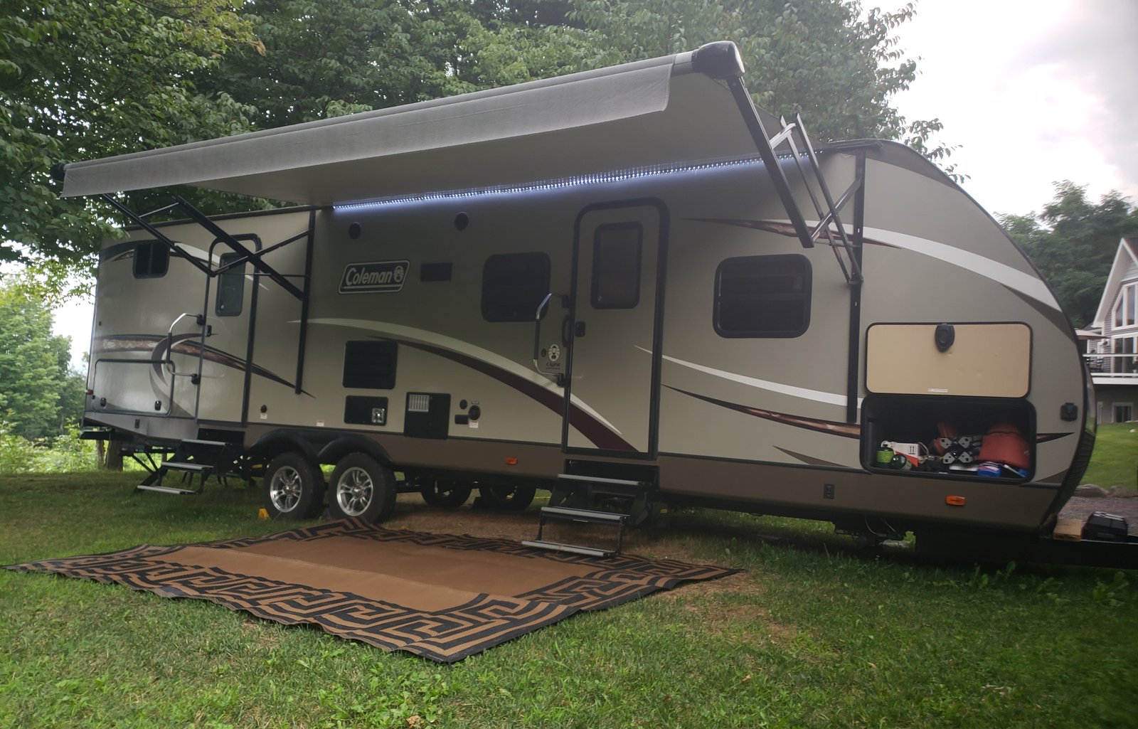 2018 Dutchmen RV Coleman Light 3015BH