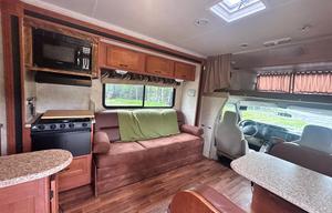 2013 Coachmen RV Freelander 29QB Ford 450