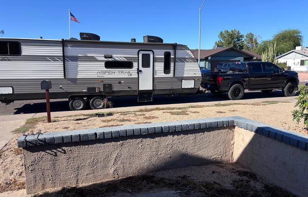 Easy Pick Up - Large Travel Trailer