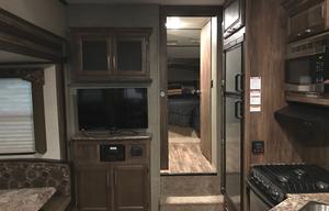 2017 Cougar XLITE 26RLS