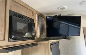 2020 Forest River RV Vengeance Rogue 25V