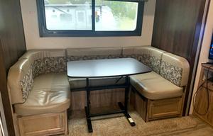 2019 Jayco jay feather 8' Expandable X23E