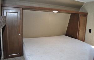 27 ft Keystone Hideout 272LHS Travel Trailer