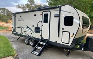 Couples Escape w/ Outdoor Kitchen