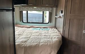 2020 Coachmen RV Freelander 21QB  Chevy 4500 RV rental photo 14