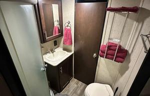 Wolfie 22RR: Toy Hauler **Delivery only**
