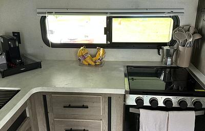 2021 Keystone RV Springdale 285TL RV rental photo 3