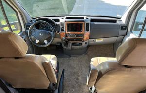2018 Thor Motor Coach Chateau Sprinter 24FS RV rental photo 6