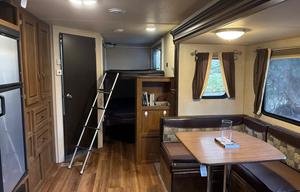 Cozy Travel Trailer Perfect for All Occasions