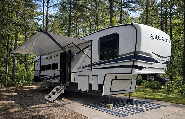 Luxury Bunkhouse RV | Stress-Free Delivery