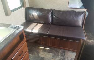 2013 Prime Time RV Avenger 26BH