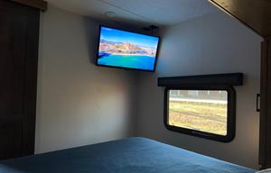 2025 Coachmen RV Freedom Express Select 247SE RV rental photo 37